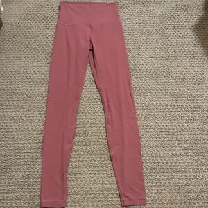 pink lululemon leggings!